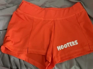 Hooters Women’s Shorts Preowned XS - Picture 1 of 4