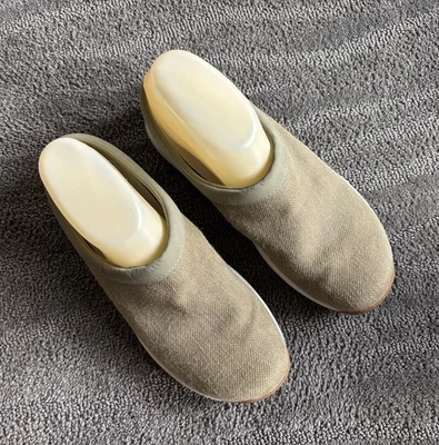 MERRELL PRIMO HEMP MOCS SLIDES CLOGS ~ Pale Olive Green, size 8 - Image 1 of 4