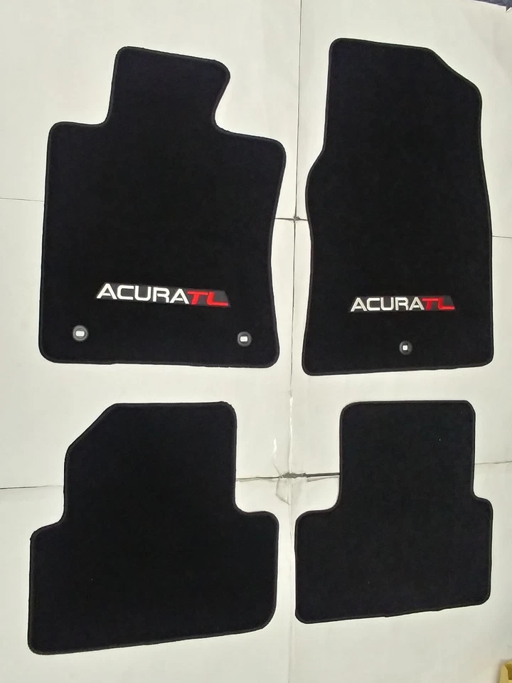 Alfombrillas negras para Acura TL 09-14 4 piezas con emblema Foto 1 de 4