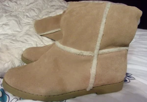 Xhilaration Womens Genuine Suede Upper Faux Fur Lining Soft Midcalf Boots Size 8 - Picture 1 of 8