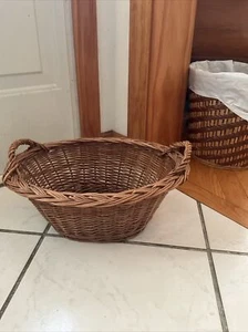 Gewebtes Holz OVAL MED. WASCHKORB mit Griffen 15,5"x11,5"x6 - Bild 1 von 10