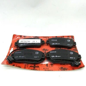 KIT PASTIGLIE FRENO ANTERIORE PER ALFA ROMEO 33 - ARNA ORGINALE 60750795 - Foto 1 di 9