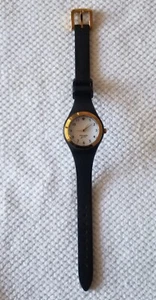 Kate Spade Gold Tone Watch 0642 Black Case & Rubber Band 6"-7.5" New Battery - Picture 1 of 4