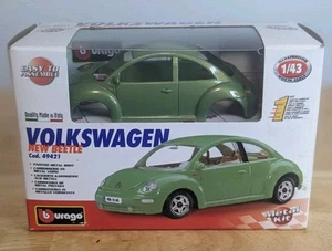 Burago VOLKSWAGEN Beetle Code 49421 1/43 Metal Kit Burago Green SEALED - Picture 1 of 6