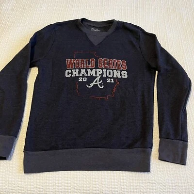 Atlanta Braves 2021 World Series Champions Crewneck Women’s Small Majestic Navy - Image 1 of 4