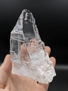 Halite crystal with water inside, enhydro halite 428 g. - Bakhmut field, Ukraine - Picture 1 of 11
