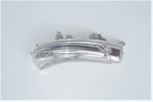 LED Spiegelblinker rechts für IQ 2009-2015 PRIUS ab 2008 Blinker Außenspiegel - Picture 1 of 1