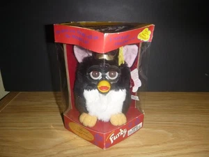Tiger Special Limited Edition Graduation Furby Toy - Bild 1 von 7