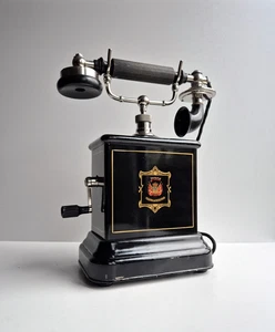 schönes altes Ericsson Telefon Tischgerät - dekorativer Dienstapparat mit Kurbel - Bild 1 von 10