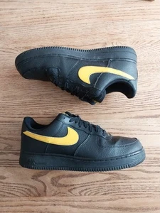 Nike Air Force 1 '07 Low Black Yellow Swoosh Men’s Size 10.5 AA4083-002 - Picture 1 of 7