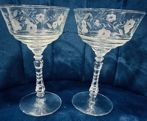 (2) ROCK SHARPE Halifax Etched Champagne 6-1/8" Tall Sherbet Glasses - Picture 1 of 8