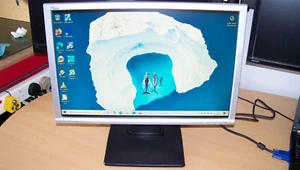 Fujitsu Siemens 19" Computer Moniter Display Screen VGA 1440x900 Boxed w Cables - Picture 1 of 6