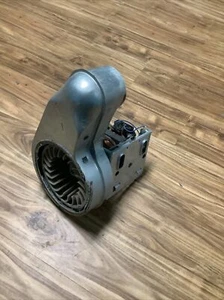 Kenmore Trocknermotor mit Gebläsebaugruppe Teil # 8538263 279787 8544362 (322) - Bild 1 von 4