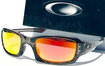 Oakley FIVES Squared Grey Smoke w POLARIZED Galaxy RUBY Lens Sunglasses 9238 - Image 1 of 4