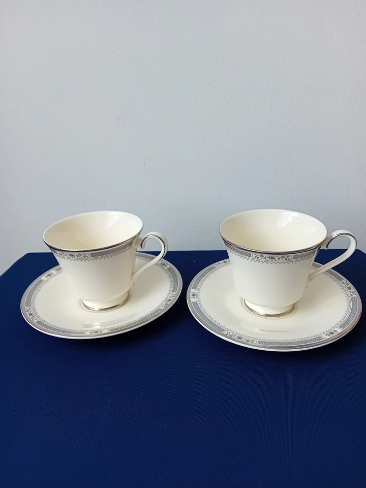 2 Royal Doulton Romance Collection Melissa Pattern Cups & Saucers - Image 1 of 4