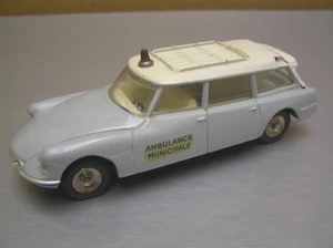 Dinky Toys 556 Citroen ID 19 Ambulance made in France Good Condition - Picture 1 of 9