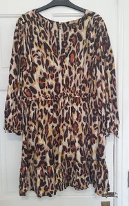 Próxima Talla 18 Petite Marrón Crema Negro Estampado Leopardo Cuello en V ¡Vestido en Niveles! - Imagen 1 de 6