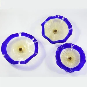 Blowing Glass Wall Platters Sculpture - Picture 1 of 3