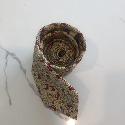 Corbata Alynn 100 % seda tostada cangrejos y conchas marinas 59" de largo 3,75" de ancho Foto 1 de 4