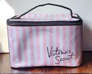 Victoria's Secret Pink and White Striped Cosmetic Bag Makeup Travel Case Zip NEW - Picture 1 of 5