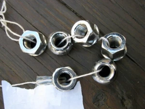 New Lot sale of 6 Chrome WHEEL RIM LUG LUGS NUT NUTS BOLTS - Bild 1 von 4