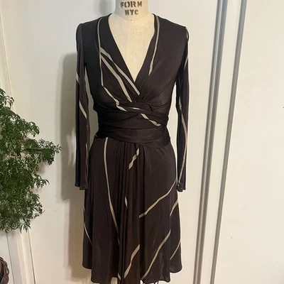 Abito lungo al ginocchio in seta ISSA LONDON taglia 2 - Immagine 1 di 4