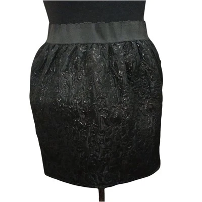 Auténtica minifalda negra de cintura alta Dolce & Gabbana IT46/UK14 Foto 1 de 4