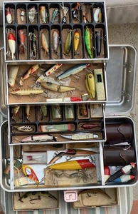 vintage Tackle Box Loaded W/unmarked/Heddon/ Creek Chub/ Paw Paw Fishing Lures - Picture 1 of 24