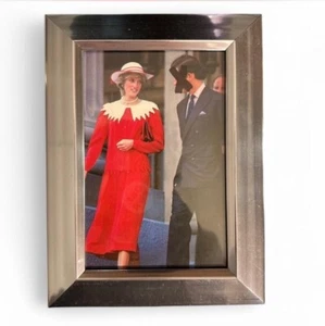 Framed Photo Of Princess Diana in 4x6 photo Silver Frame featuring redacted - Picture 1 of 5