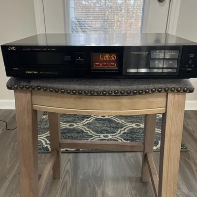 JVC XL-V220BK CD Player - For Parts/Repair - Image 1 of 4