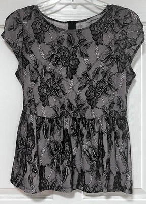 H and M Blouse Womens Small Floral Lace Black Everyday Career Special Events EUC - Image 1 of 4