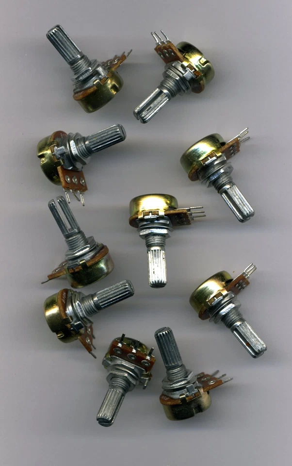  LOT DE 10 POTENTIOMETRES LINEAIRES 1 MOHM - AXE 6 mm - Bild 1 von 1