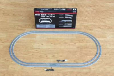 Rokuhan R062 Z Scale Mini Double Track Set Oval Rail 1/220 Scale Brand New - Image 1 of 2