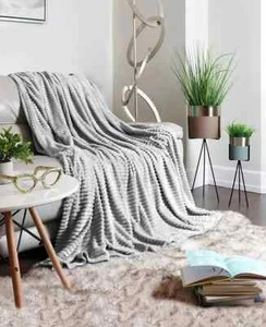 Nestl Cut Plush Lightweight Super Soft Fuzzy Luxury Bed Blanket, KING - Picture 1 of 7