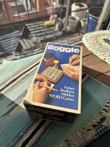 Boggle 1976 Hidden Word Game Parker Brothers Vintage Complete Shake Letters - Picture 1 of 9