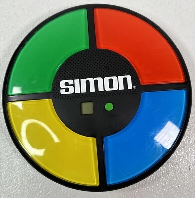New 2014 Hasbro SIMON Classic Electronic Memory Game Lights & Sound  1897 No Box - Image 1 of 4