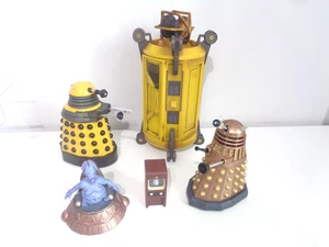 Doctor Who Action Figuren Konvolut 5 Satan Pit Moxx of Balhoon 2 x Dalek + TV - Bild 1 von 7