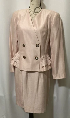 Vintage Leslie Fay Skirt And Double Breasted Jacket Pink Suit SZ 10 Petite Lined - Image 1 of 4