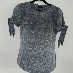 Thomas Pink 100% Silk Top Blue/grey Short Tie Sleeves -Size 8 - Picture 1 of 5
