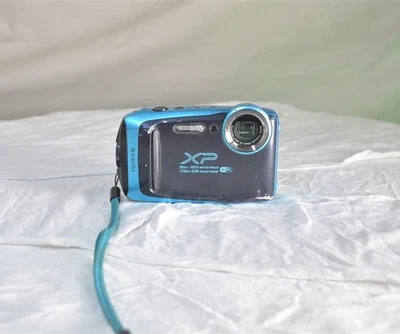 FUJIFILM FinePix XP130 8UC11441 Waterproof Digital Camera BLUE SEE NOTES - Image 1 of 4