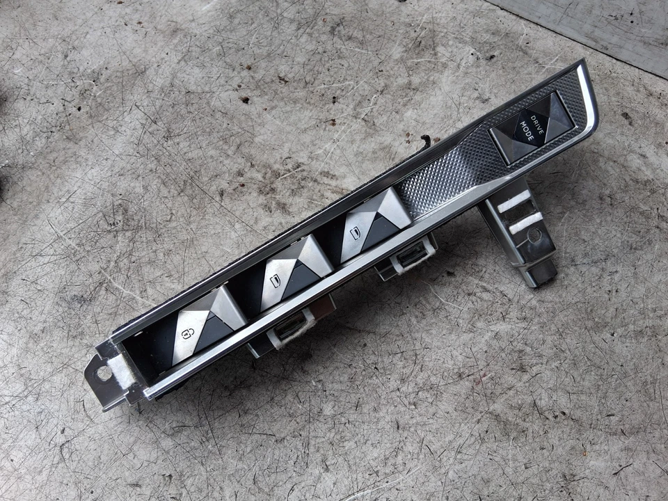 INTERRUPTOR VENTANA DELANTERA TRASERA IZQUIERDA LADO PASAJERO CITROEN DS7 SUV NS 2024 98177784DX Foto 1 de 4