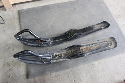 Juego de pares de esquís deportivos Ski-doo Grand Touring 550f 2012 Foto 1 de 4