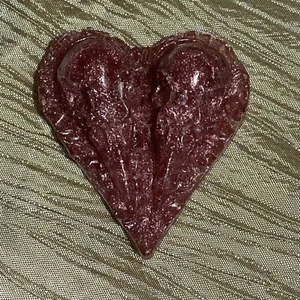 Pink Shimmer Crow/Raven Skulls Heart, Resin, One Of A Kind - Picture 1 of 6