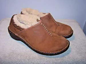 UGG Bettey Size 6 Brown Leather Sheepskin Slip On Loafer 5747 Clogs Shoes - Picture 1 of 10