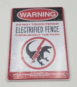 Jurassic World Electrified Fence Warning Metal Sign Loot Crate Exclusive New - Foto 1 di 3