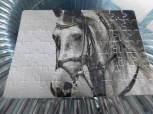 Puzzles , Casse-tête , horse , cheval , 63 pcs - Picture 1 of 1