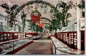 DENVER DRY GOODS CO., DENVER, COL. POSTCARD Interior, Floral Arches, Main Aisle - Picture 1 of 2