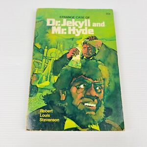 Strange Case Of Dr. Jekyll and Mr Hyde By Robert Louis Stevenson Vintage PB Book