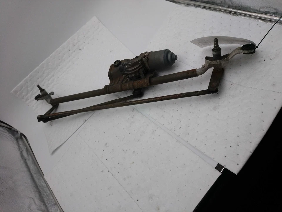 Motor de limpiaparabrisas usado para camioneta Chevrolet Silverado 1500 2008 grado A Foto 1 de 4