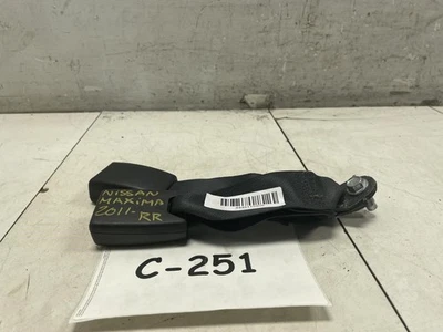 Fivela de cinto de segurança traseira direita do lado do passageiro Nissan Maxima 2011 fabricante de equipamento original - Imagem 1 de 4